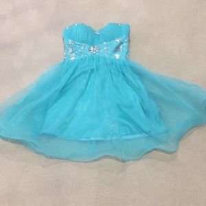 Light blue dress